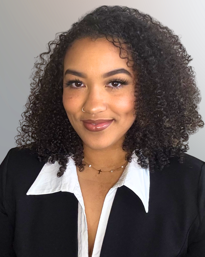 headshot of Christin Stewart Major Gifts Assistant