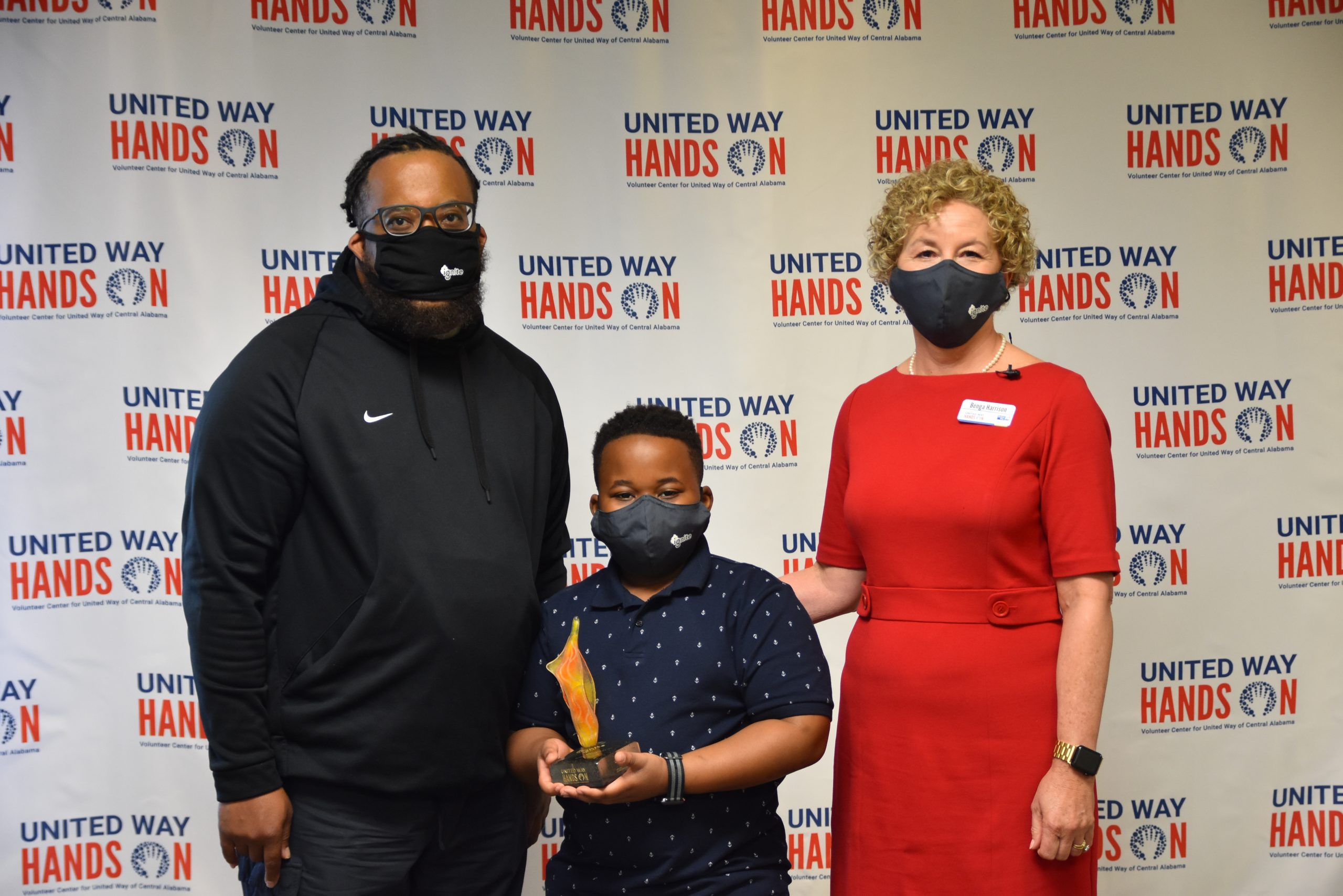 Fourth-grader Ethan Hill receives his 2021 Ignite Award.